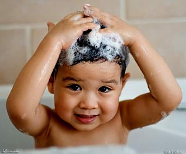 Cara Menyuburkan Rambut Bayi