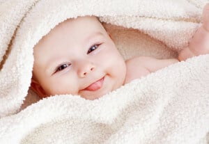 Mitos Merawat Bayi