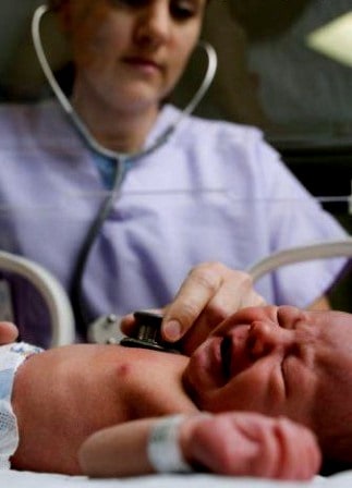 denyut jantung normal bayi baru lahir
